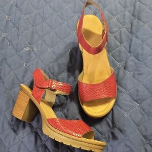 Rieker Red Textured Women's Sandals